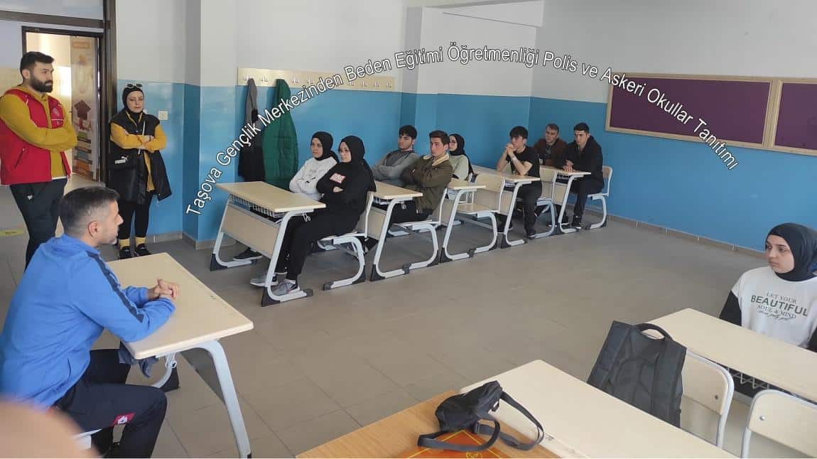 Taşova Gençlik Merkezinden Beden Eğitimi Öğretmenliği Polis ve Askeri Okullar Tanıtımı